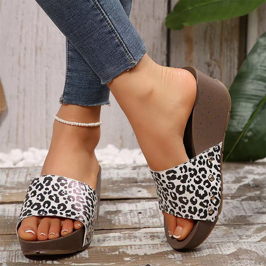 【EU 36-43】👡Női Leopard Platform Slip-On Wedge szandálok